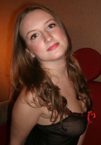 Проститутка Питера Танюша Шатенка c 2 размером груди у метро Садовая Санкт-Петербург Фото-2